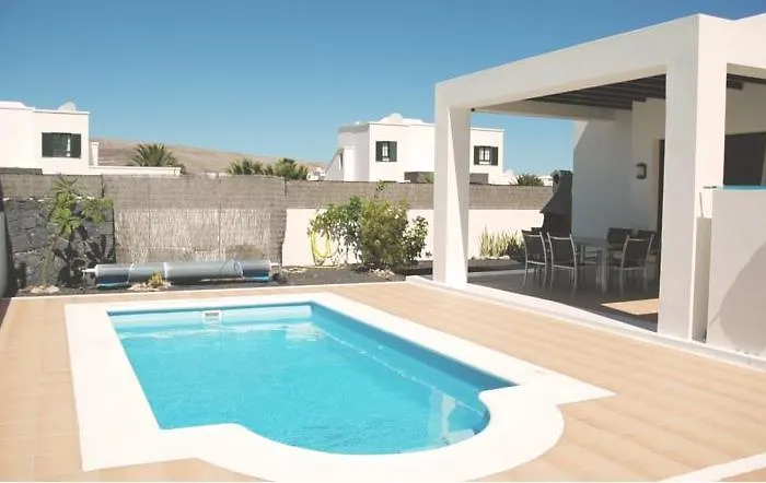 Ereza Buganvillas Βίλα