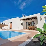 Ereza Buganvillas *