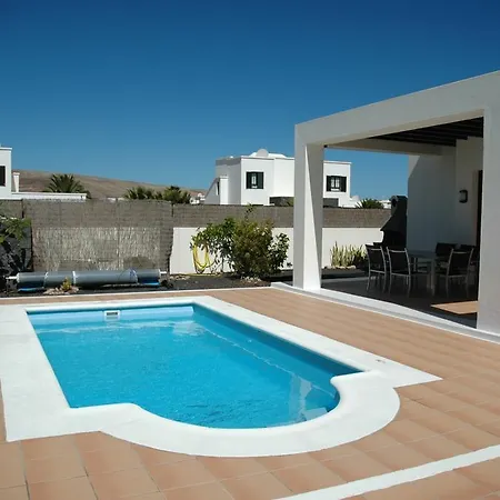 Ereza Buganvillas Playa Blanca (Lanzarote)