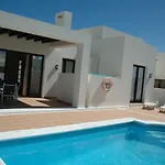Ereza Buganvillas ヴィラ
