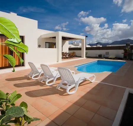Ereza Buganvillas * Коста Бланка