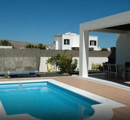Ereza Buganvillas Вилла *