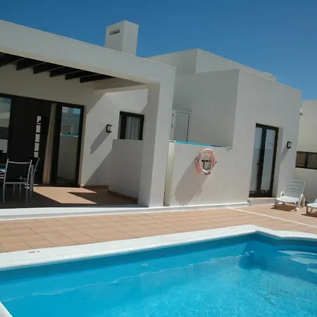 Ereza Buganvillas Вилла